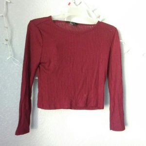 maroon ribbed long sleeve crop top