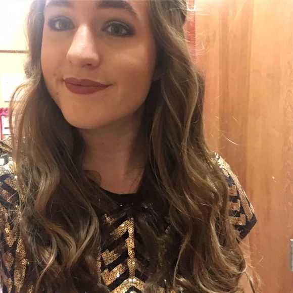 Meet your Posher, Meghan - Picture 1 of 1