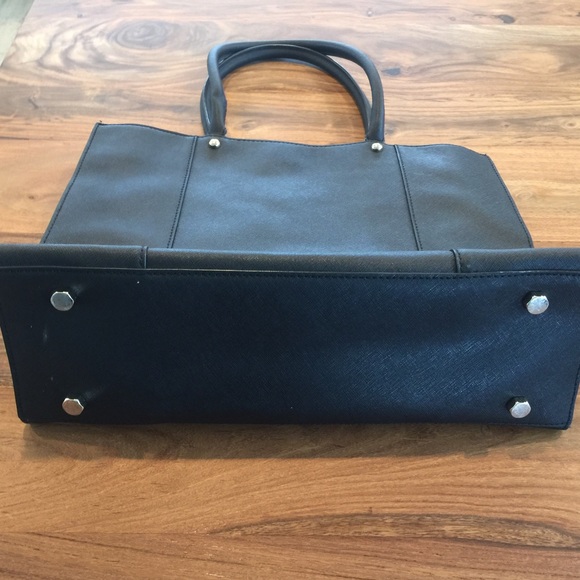 Rebecca Minkoff Medium Black MAB Bag - Picture 4 of 7