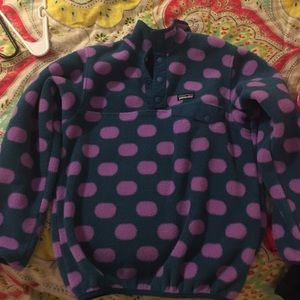 Girls Pantagonia pullover Size M (10)