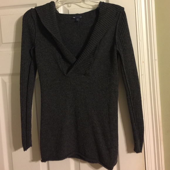 Gap gray sweater.