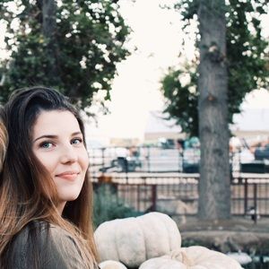 Meet your Posher, Lexi