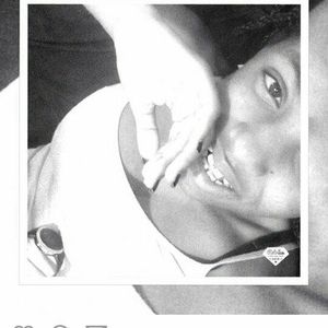 Meet your Posher, Nia