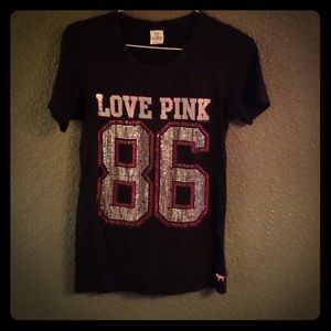 🎉New Year Special🎈Pink Victoria Secret Tee