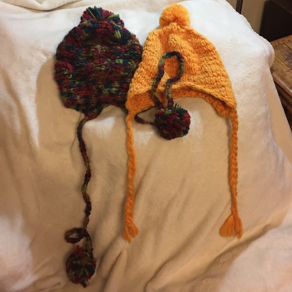 ❄️BEANIE BUNDLE❣️❣️❄️2KNIT STOCKING CAP HATS☃️ - Picture 1 of 4