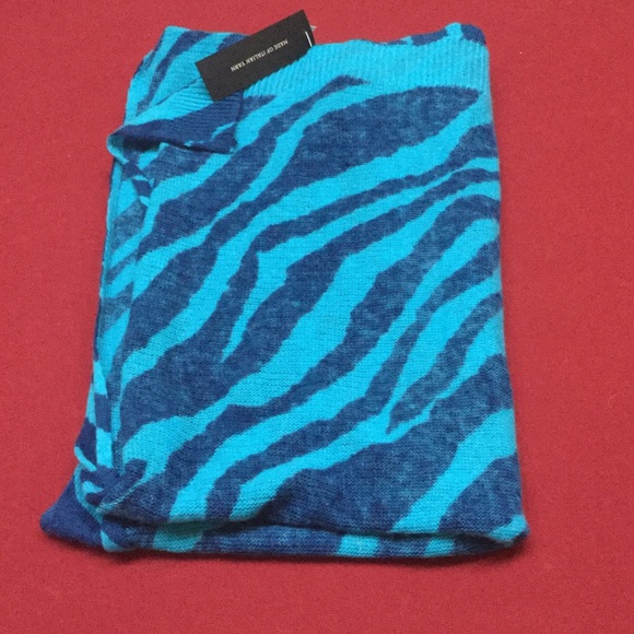 New Banana Republic blue and purple scarf - Picture 3 of 4