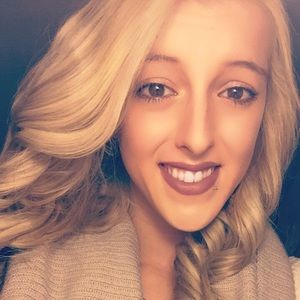 Meet your Posher, Erica