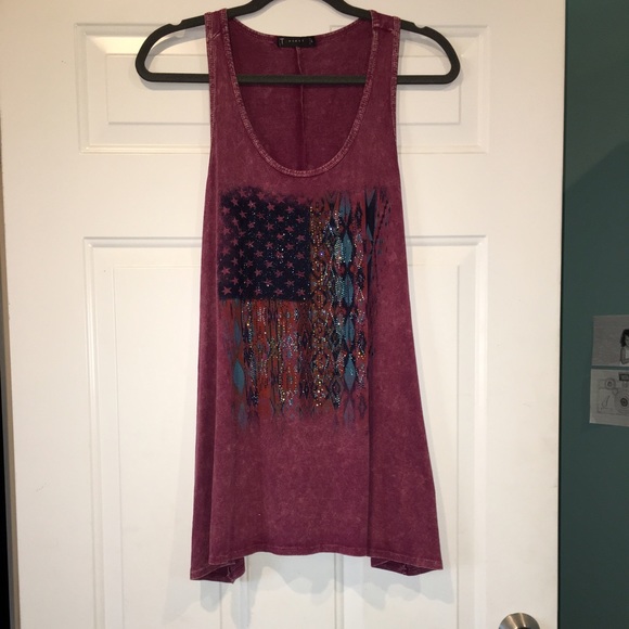 Red/burgundy top