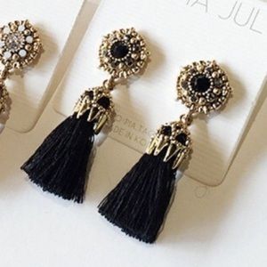 Beautiful fashion earrings new Beautiful fashion earrings new