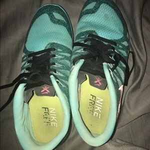 Nike frees size 8 1/2