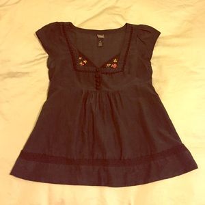 Lithe floral embroidery blouse