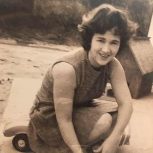 Meet your Posher, Joyce