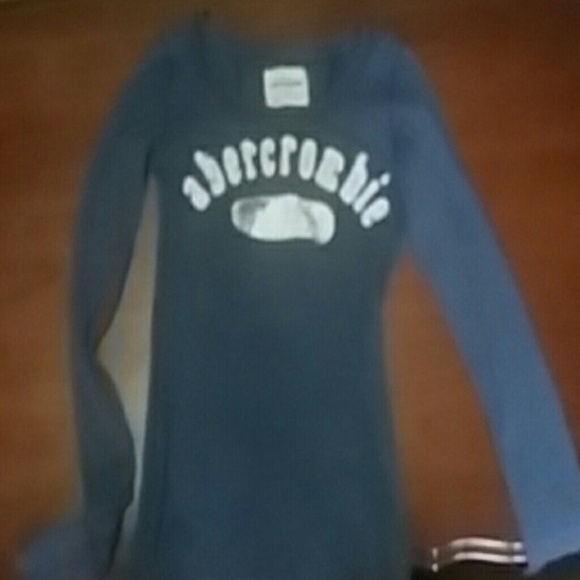 Abercrombie long sleeve