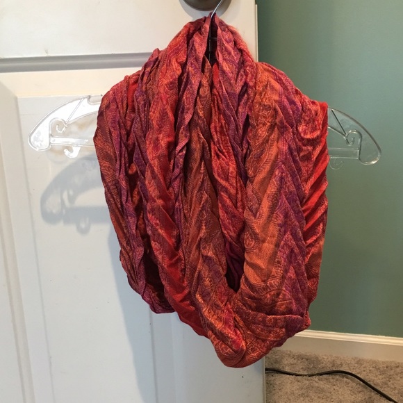 Infinity Scarf - Picture 1 of 1