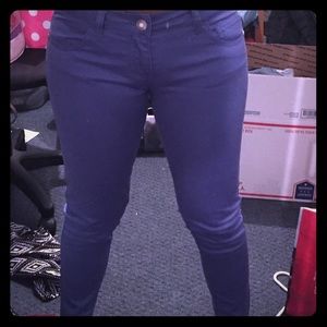 PeriWinkle skinny jeans!!! Skinny jeans! Love !!