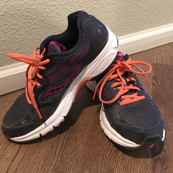 Women's Saucony Cohesion 9