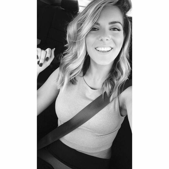 Meet your Posher, Meghan - Picture 1 of 1