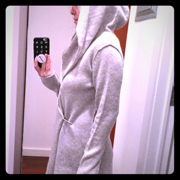 BNWT Vince sweater with safety pin heather grey