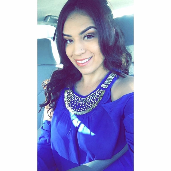 Meet your Posher, Deanna