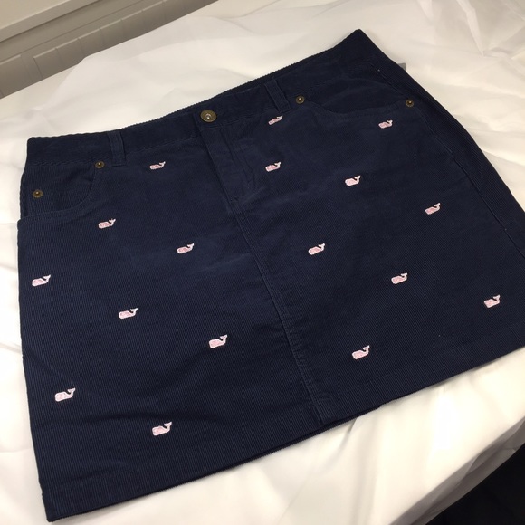 Vineyard Vines Dresses & Skirts - 🆕Vineyard Vines navy corduroy skirt w/pink whales