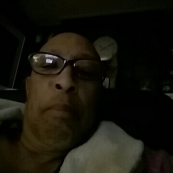 Meet your Posher, Linda - Picture 1 of 1