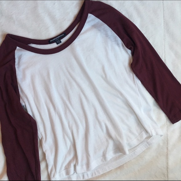 ❌SOLD❌ Brandy Melville Baseball Tee