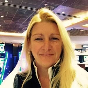 Meet your Posher, Holly