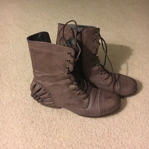 Betsy Johnson boots