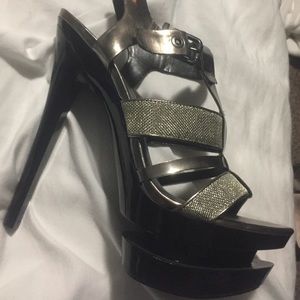 Jessica Simpson heels