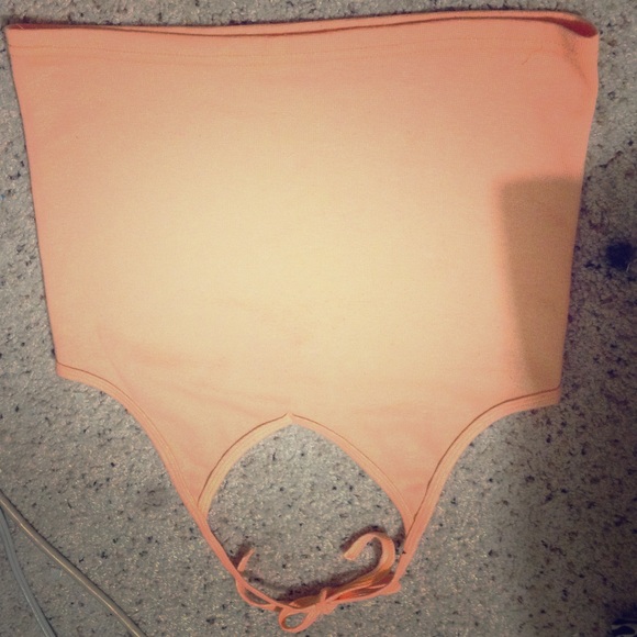 No boundaries shirt (x-large) (fits as Medium)