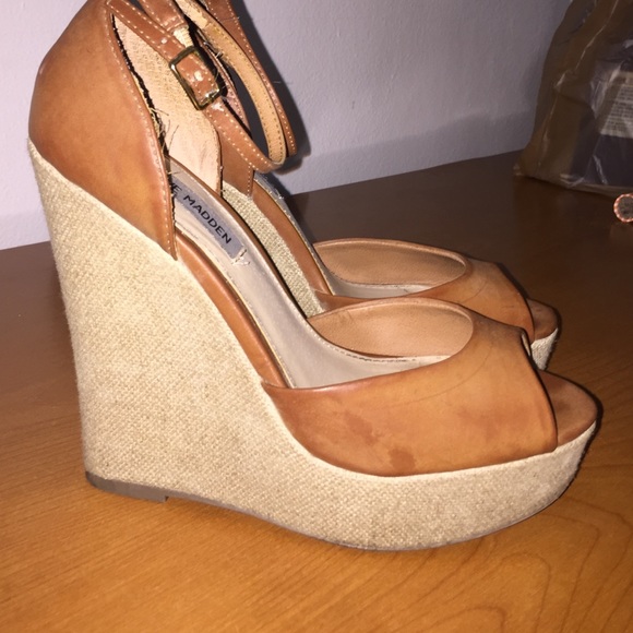 Steve Madden wedges