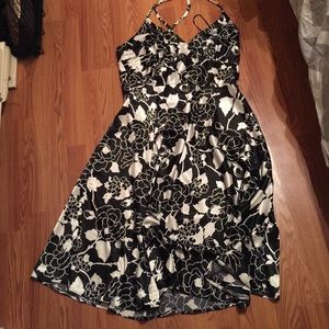 Black and white halter dress. 18w.