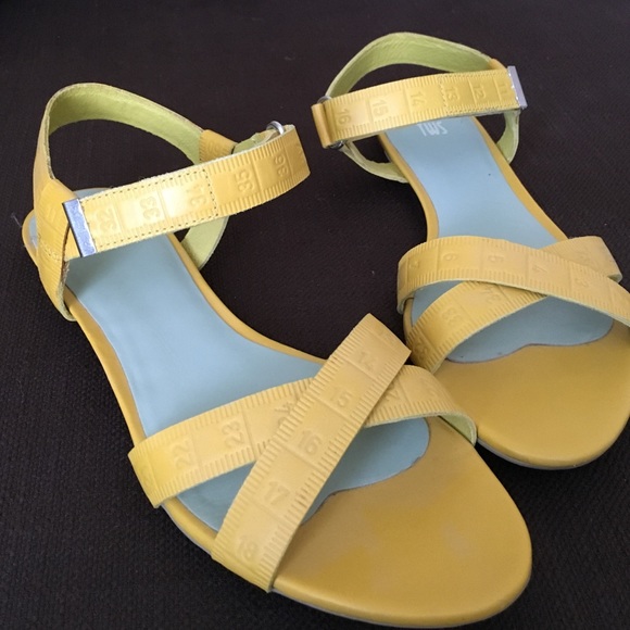 Camper 'Ruled & Reasoned' sandals size 37
