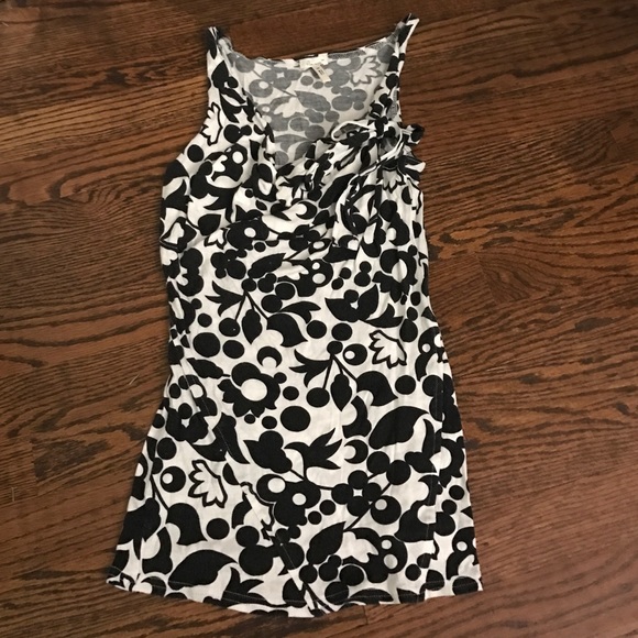 Nordstrom flounce dressy black and white tank top