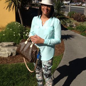 Meet your Posher, Correne