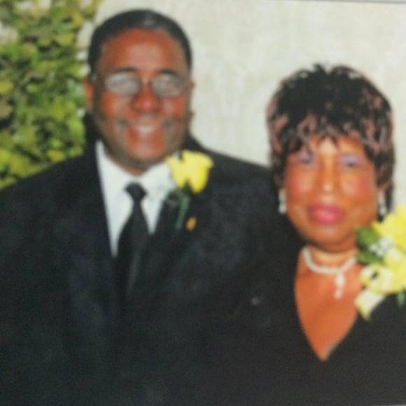 Meet your Posher, Maxine - Picture 1 of 1