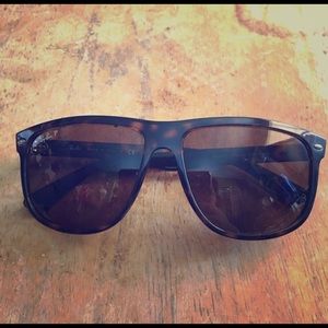 Ray ban tortoise 4147