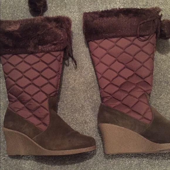Pom Pom Boots Wedge
