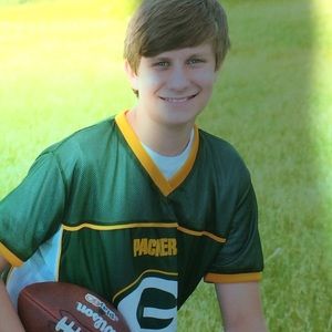 Meet your Posher, Tyler