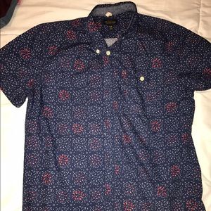 URBAN OUTFITTERS design short sleeve button up
