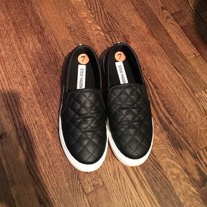 Steve Madden Quilted Sneakers