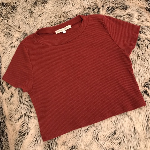 Rusty red/orange crop top.