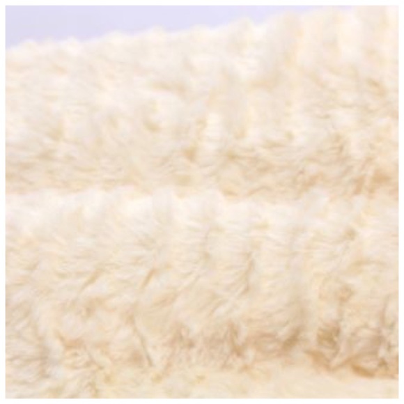 Cream Soft Plush Scarf - Picture 4 of 4