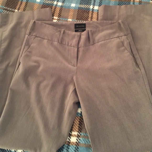 The Limited Drew fit grey pants, size 8