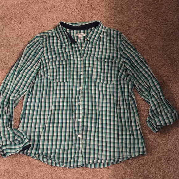 Button down long sleeve blouse. - Picture 1 of 3