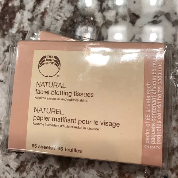 The Body Shop NATURAL facial blotting tissues