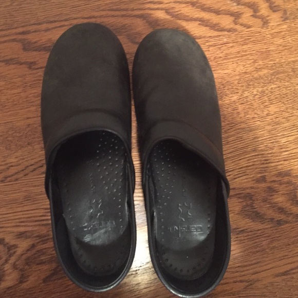 Clogs