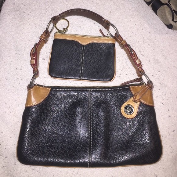 Beautiful Dooney and Bourke purse and wallet