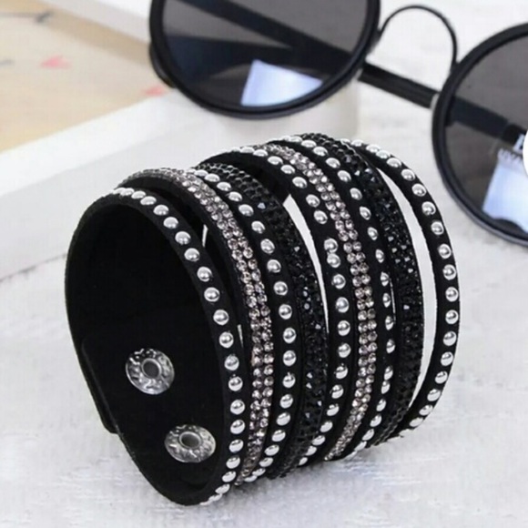 zdazzled Jewelry - Sale! Stud Black Adjustable Bracelet NEW