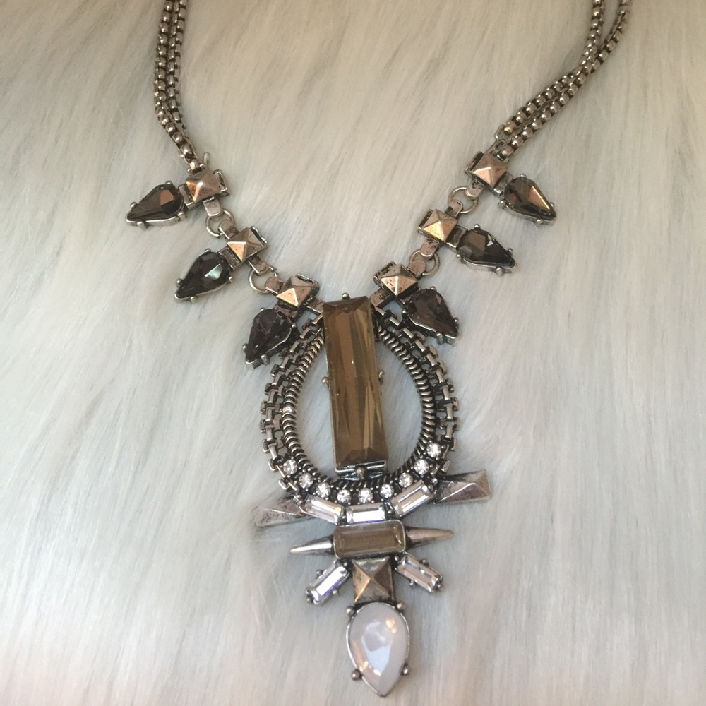 Statement Necklace - Picture 5 of 5